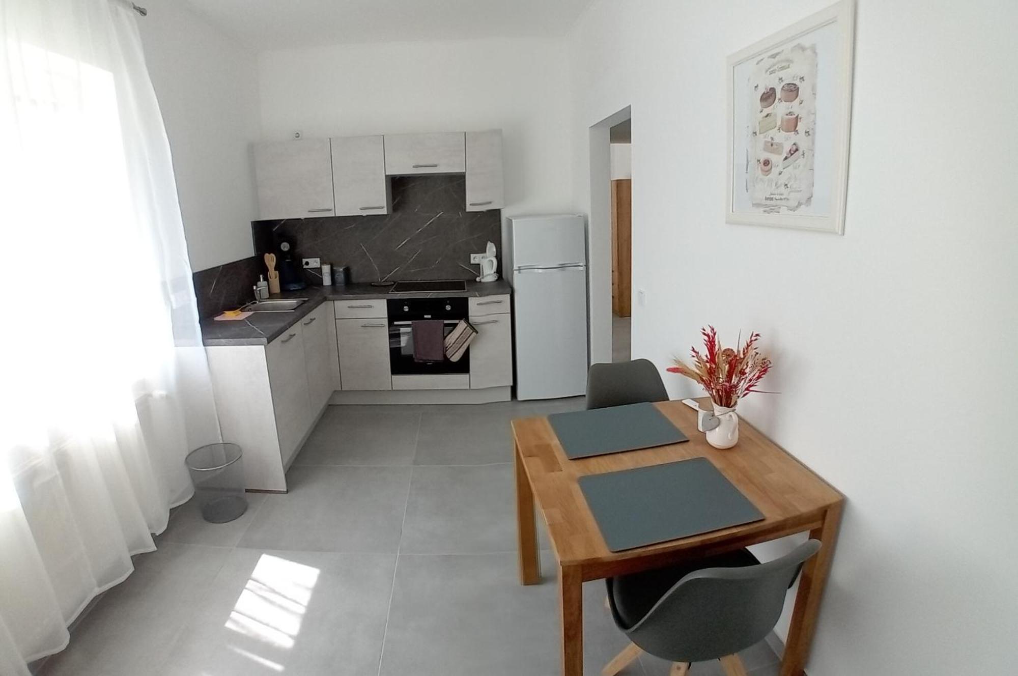 Lind-Appartments Филах Екстериор снимка